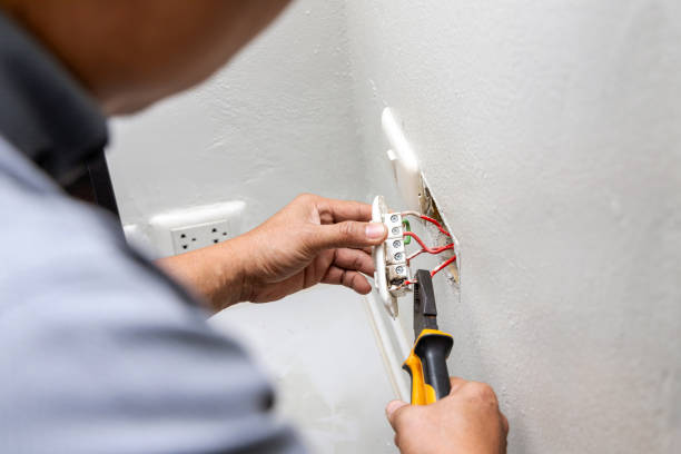  Machias, WA Electrician Pros
